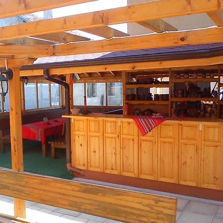 Guest House Nash Dom Kavarna Kültér fotó